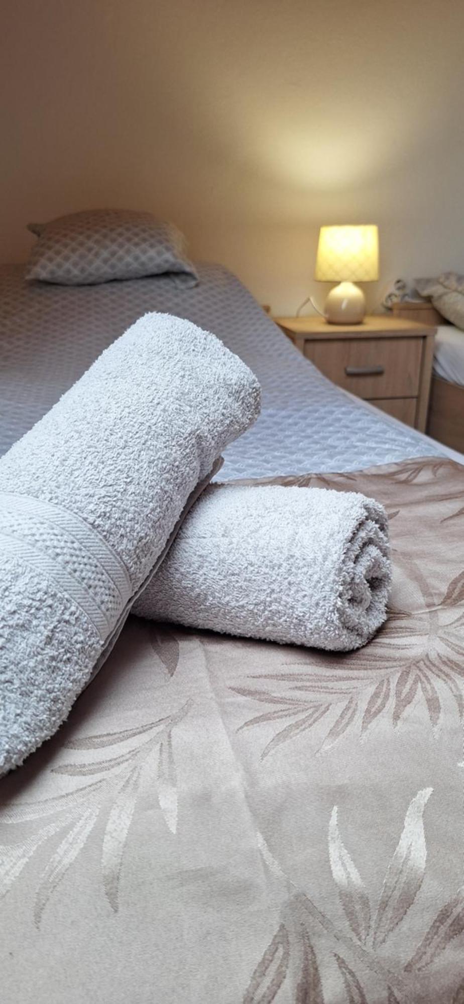 For You Apartman Gyula Exteriör bild